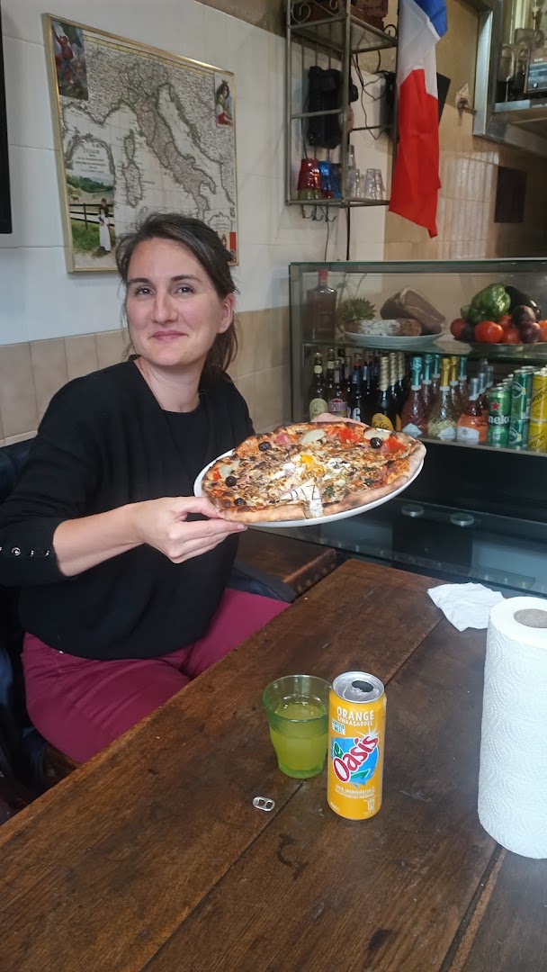 Pizza Chez Man · Photos 6
